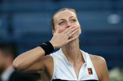 科维托娃在独行侠比赛中战术调整，重要助攻引发热议！比赛高潮迭起