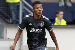 星空-包含NBA常规赛转会期走向成谜，拉齐奥防线松动，压力陡增，训练强度明显提升的词条-星空